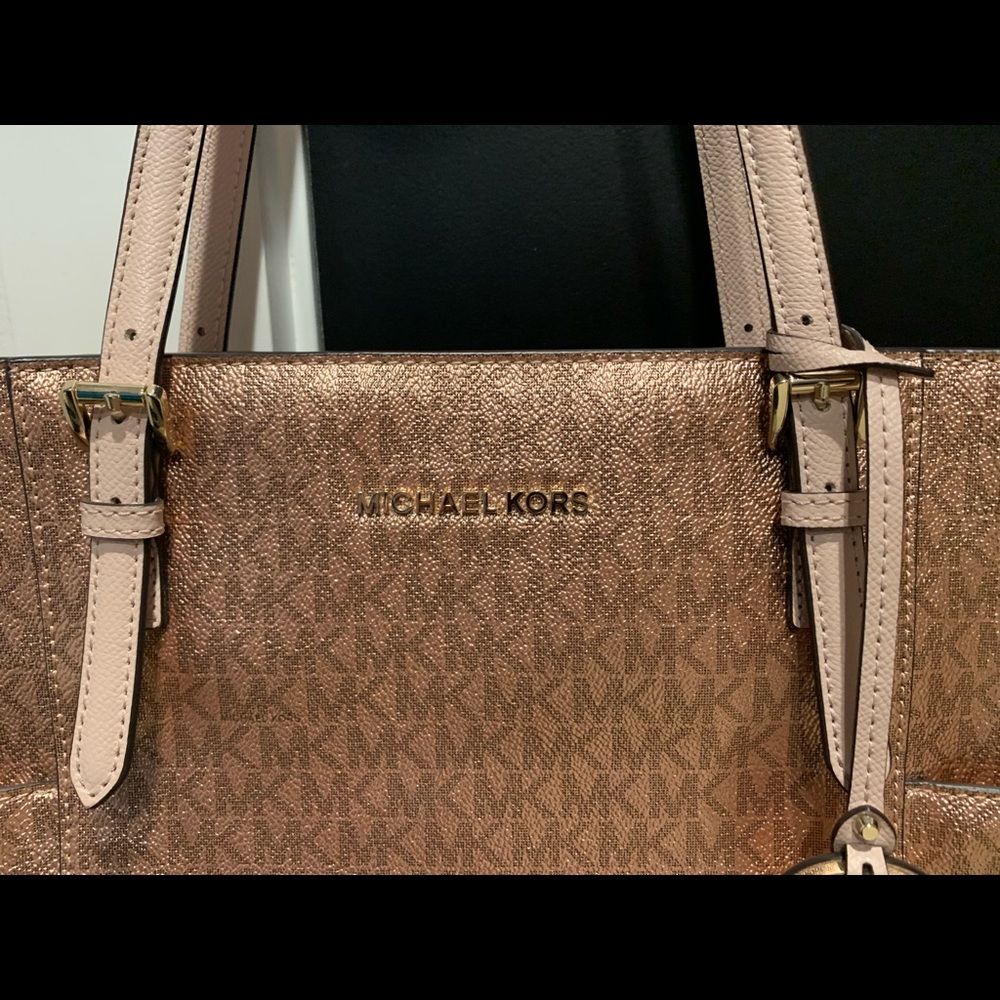 ‼️SOLD‼️ Michael Kors Rose Gold and Pink Tote